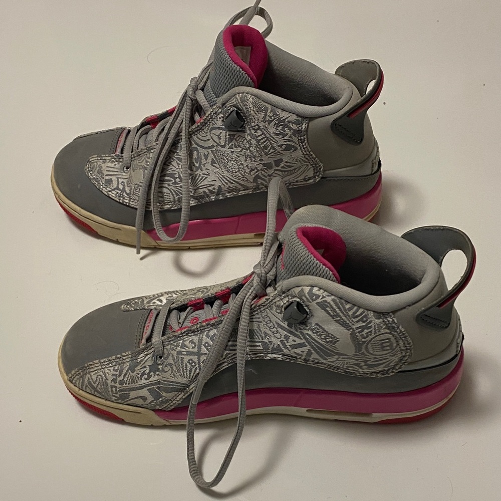 Jordan Dub Zero Wolf Gray and hyper pink Patterned High-Tops